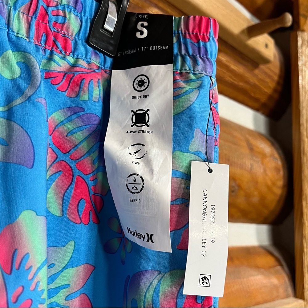Hurley Men's Blue Floral Swim Shorts - Picture 2 of 6